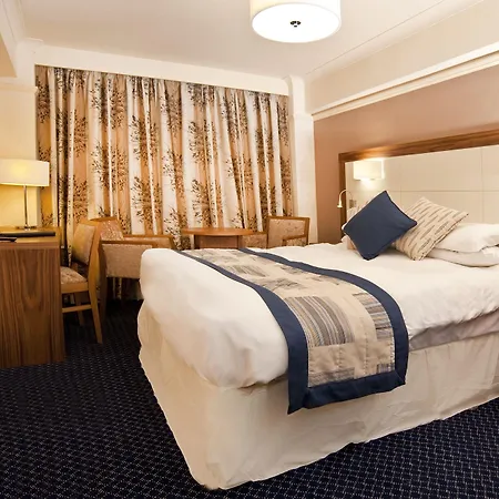 The Riverside Hotel 3*
