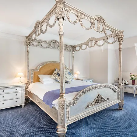 The Riverside Hotel 3*
