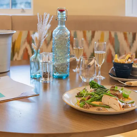 The Riverside 3* Kendal