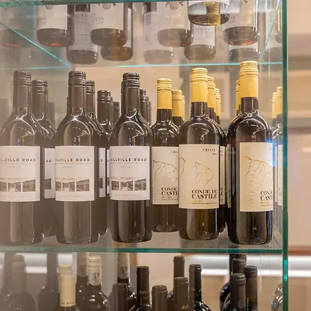 The Riverside Hotel 3*