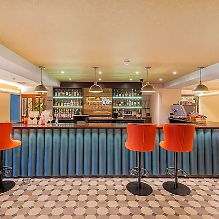 The Riverside Hotel