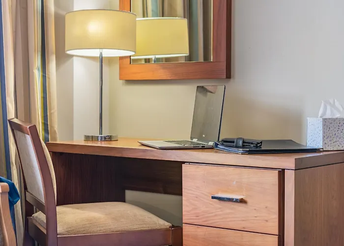 Hotel The Riverside 3*