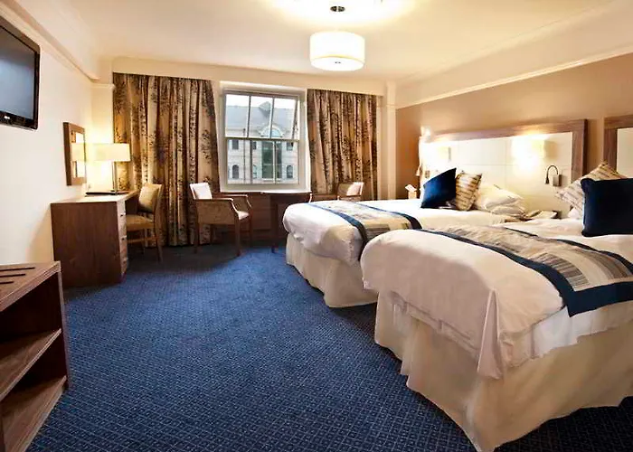 Hotel The Riverside 3*