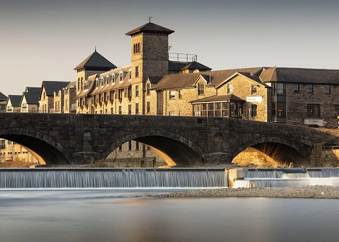 فندق ذا ريفرسايد