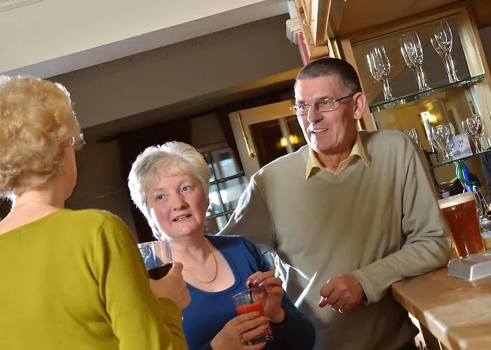 فندق ذا ريفرسايد كندال